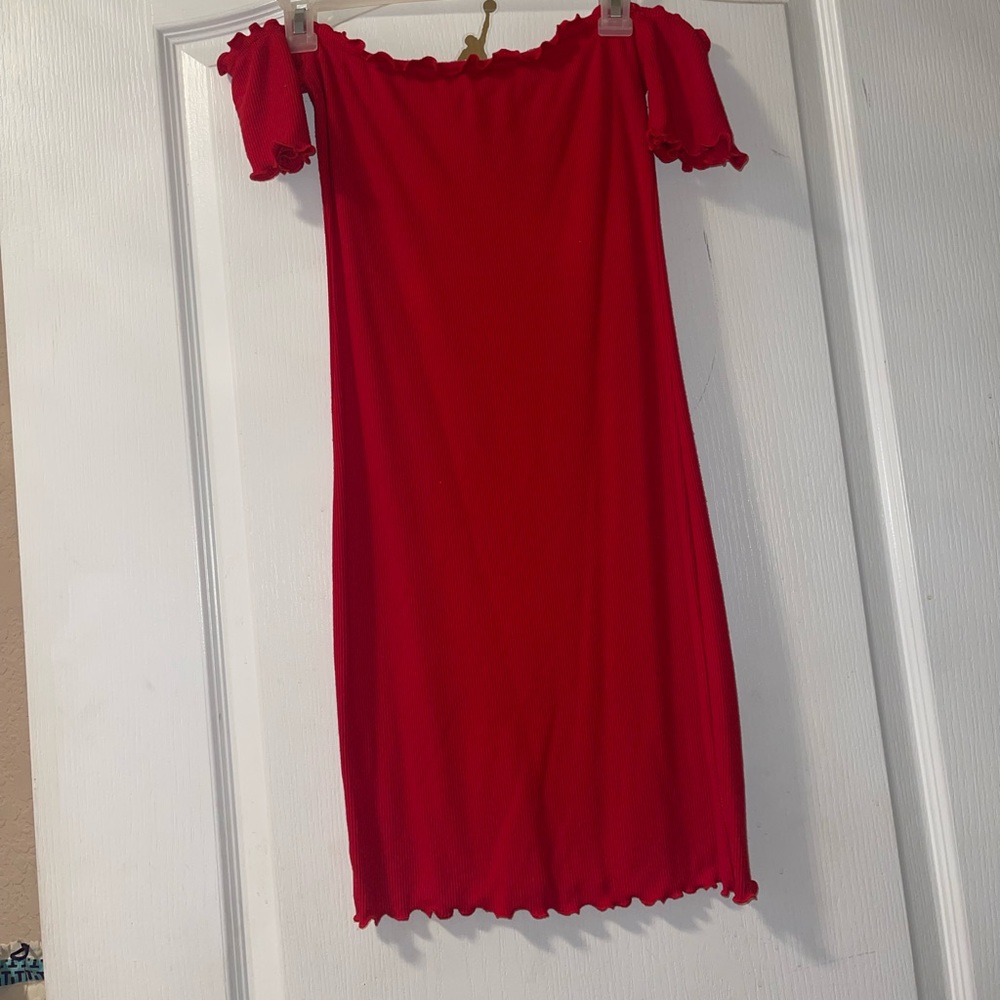 off the shoulder dress!